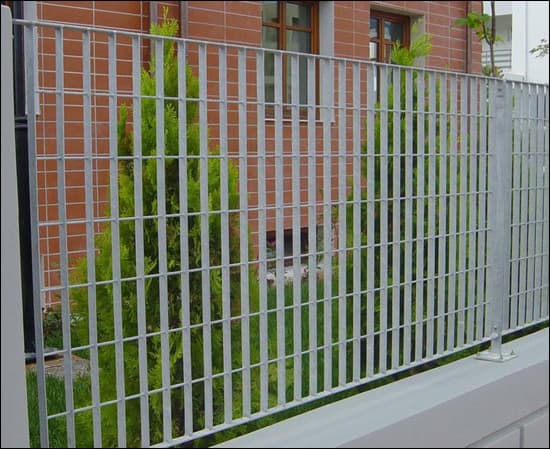 Galvanized Steel Fencing Solutions in UAE