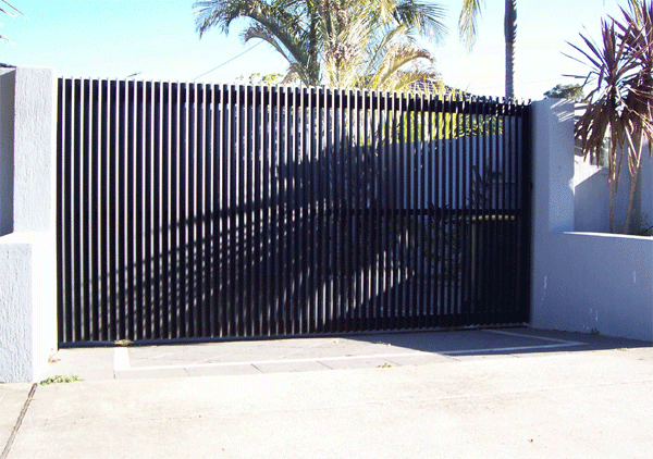 Heavy Duty Metal Gates in Dubai