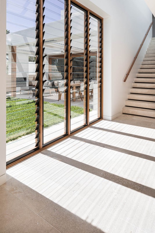 Glass Louvers in Dubai